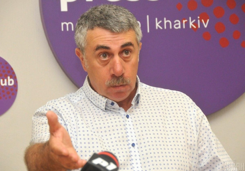 Комаровський відповів, чи спроможний дід у 70 років керувати світом